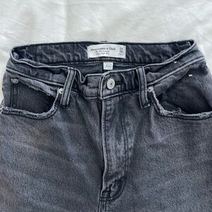 Abercrombie & Fitch 24/00